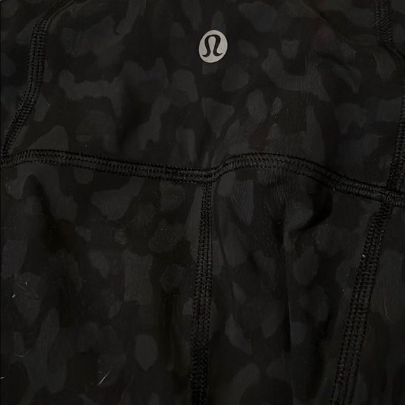 Lululemon cheetah leggings - Picture 8 of 8